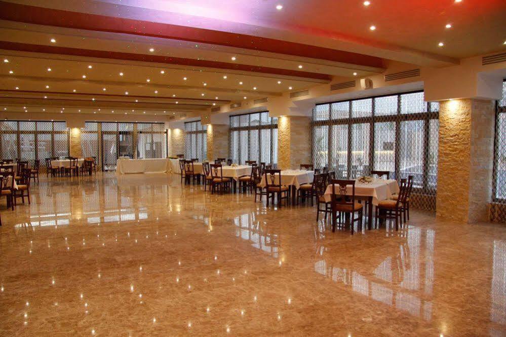 Pik Elegance Ξενοδοχείο Πλοέστι Εξωτερικό φωτογραφία