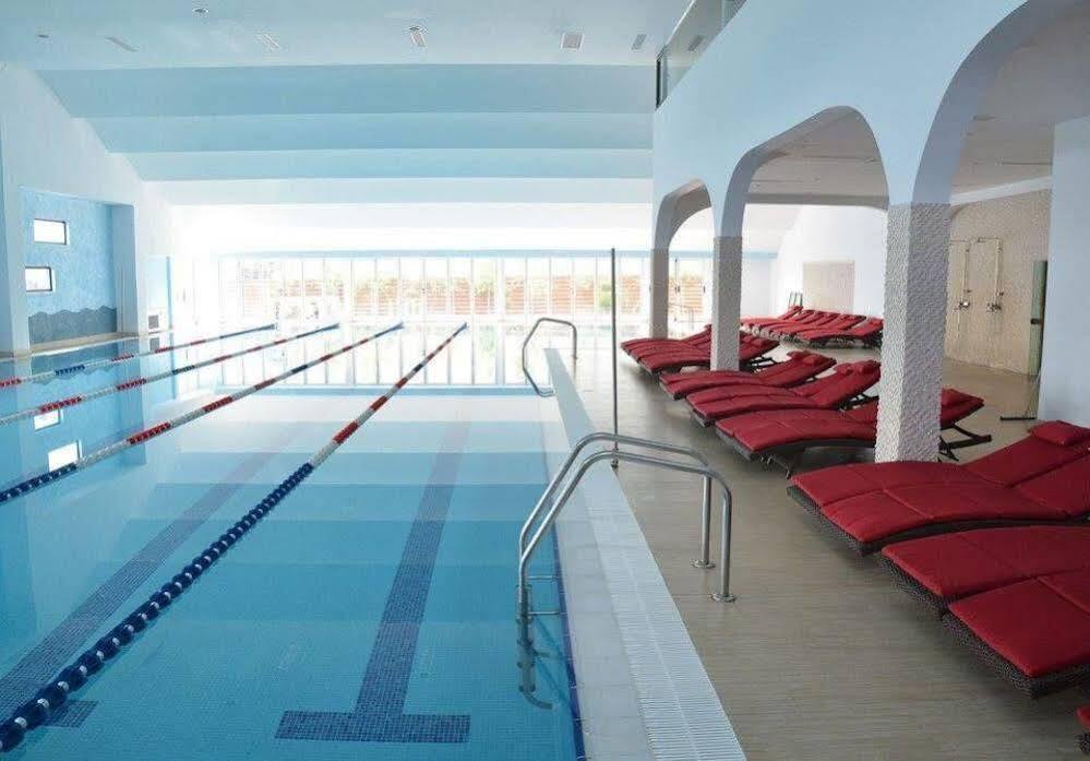 Pik Elegance Ξενοδοχείο Πλοέστι Εξωτερικό φωτογραφία