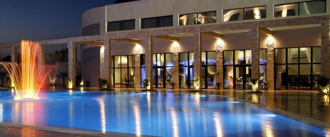 Pik Elegance Ξενοδοχείο Πλοέστι Εξωτερικό φωτογραφία